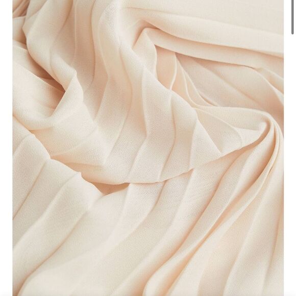 H&M Cream Pleated Halter Dress - Picture 8 of 8